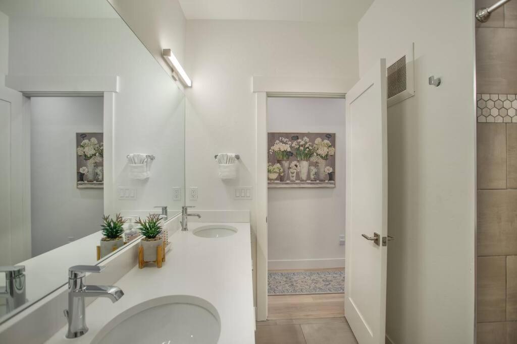 Cozy- Mountain Style - River View Apartment - Colorado Силверторн Экстерьер фото