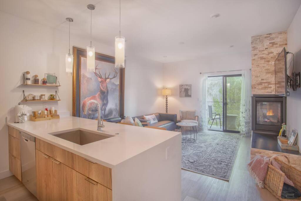 Cozy- Mountain Style - River View Apartment - Colorado Силверторн Экстерьер фото